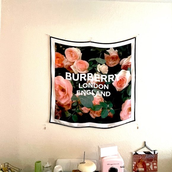 Burberry "Roses" Silk Square Scarf 35' x  35" - Picture 4 of 11